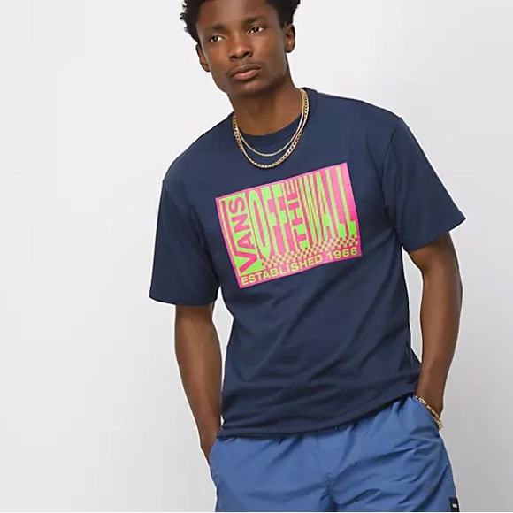 NWT VANS Off The Wall Retro Tee - Picture 2 of 3